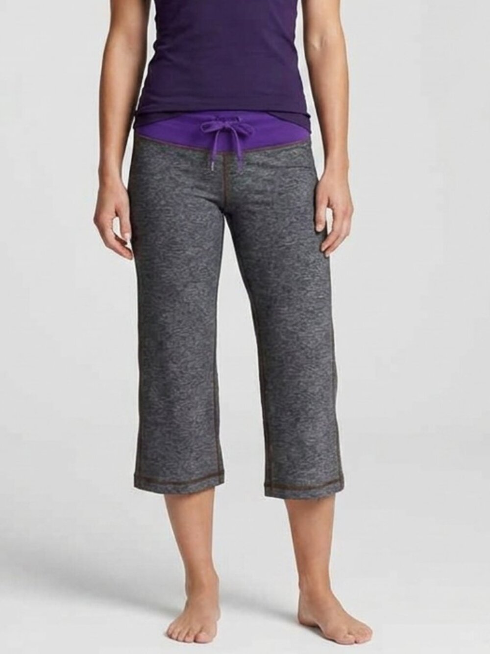 Lululemon Groove Crops in Heathered Grey and Purple